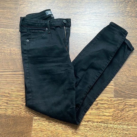 Abercrombie Curve Love High Waisted Black Skinny Jean - Picture 1 of 3